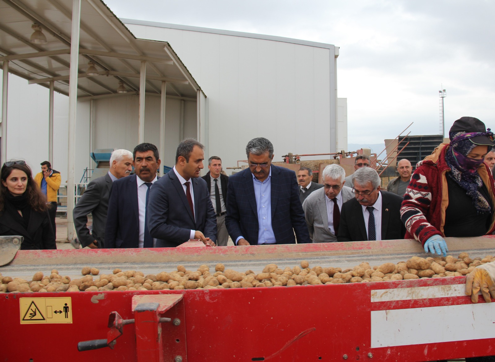 KONYA ŞEKER DONDURULMUŞ PARMAK PATATES TESİSİNİ NİŞASTA FABRİKASIYLA BÜYÜTTÜ, BÖLGESİNDEKİ PATATES ÜRETİCİSİNE MAĞDURİYET YAŞATMADI