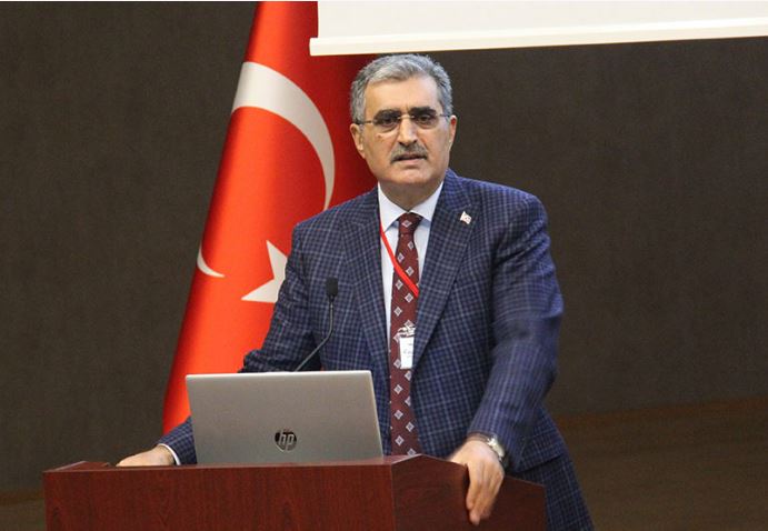 "TEVHİD RUHU ÇANAKKALE ŞEHİTLERİMİZİN MİRASI, O RUH BUGÜNÜN MESELELERİNİ AŞMAMIZIN DA TEMİNATI"