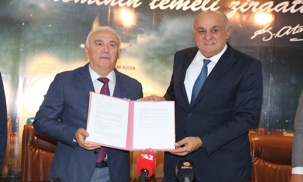 ANADOLU BİRLİK HOLDİNG VE TARIM KREDİ GÜÇLERİNİ BİRLEŞTİRDİ 